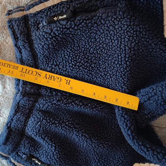 🎽 Adidas X Blondey McCoy Sherpa Reflective Shorts. Size Small. - Picture 9 of 16